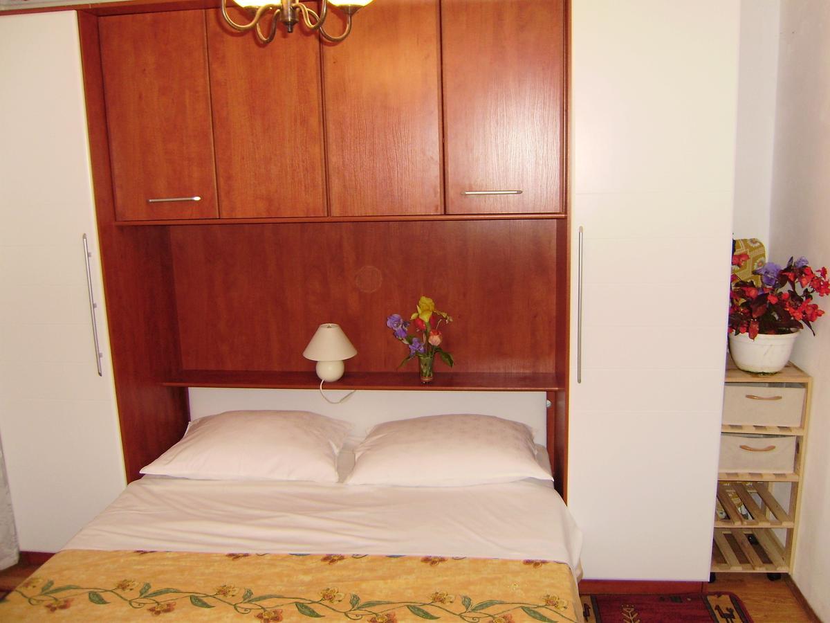 Отель House Krk Крк Экстерьер фото
